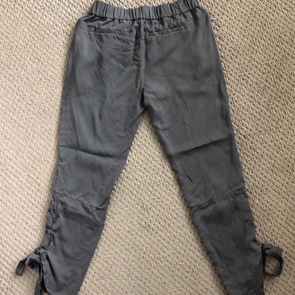 Ecru Amy Green Pants - Picture 4 of 4